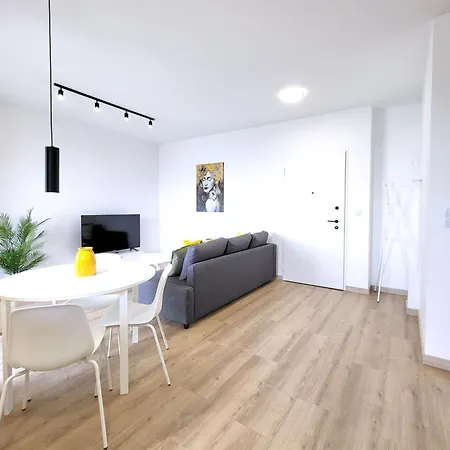 Appartement Ursus Premium *