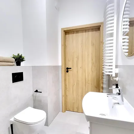 Διαμέρισμα Ursus Premium